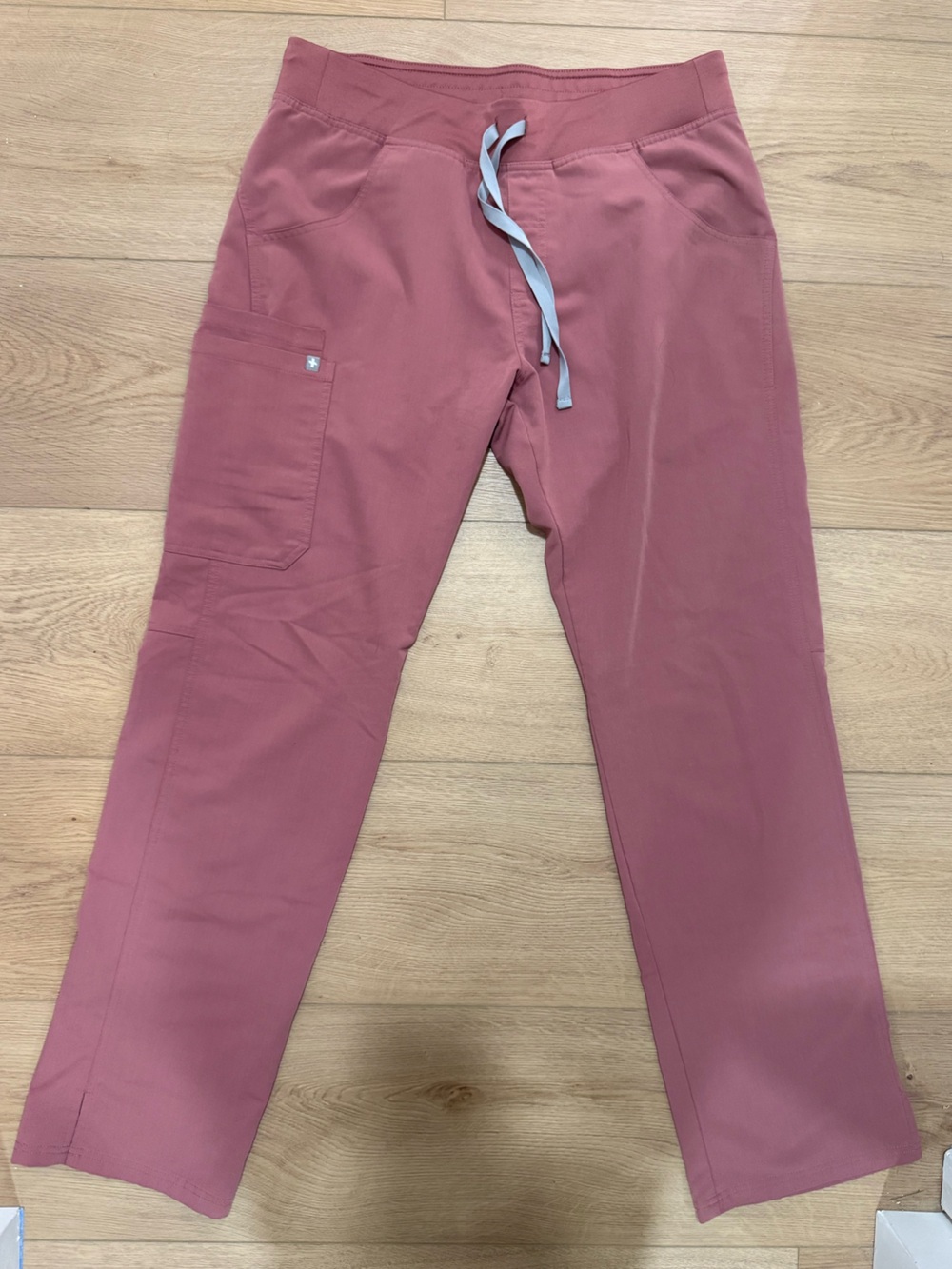 FIGS Kade Cargo Pants Mauve